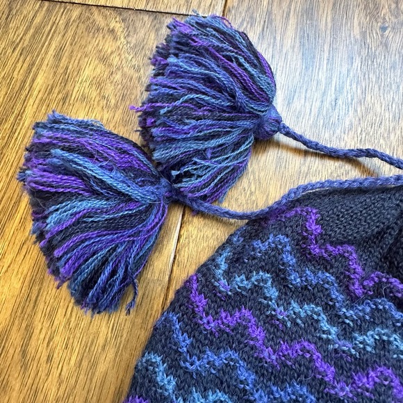 Peruvian Link alpaca winter hat beanie ear flaps pompoms - Picture 4 of 9